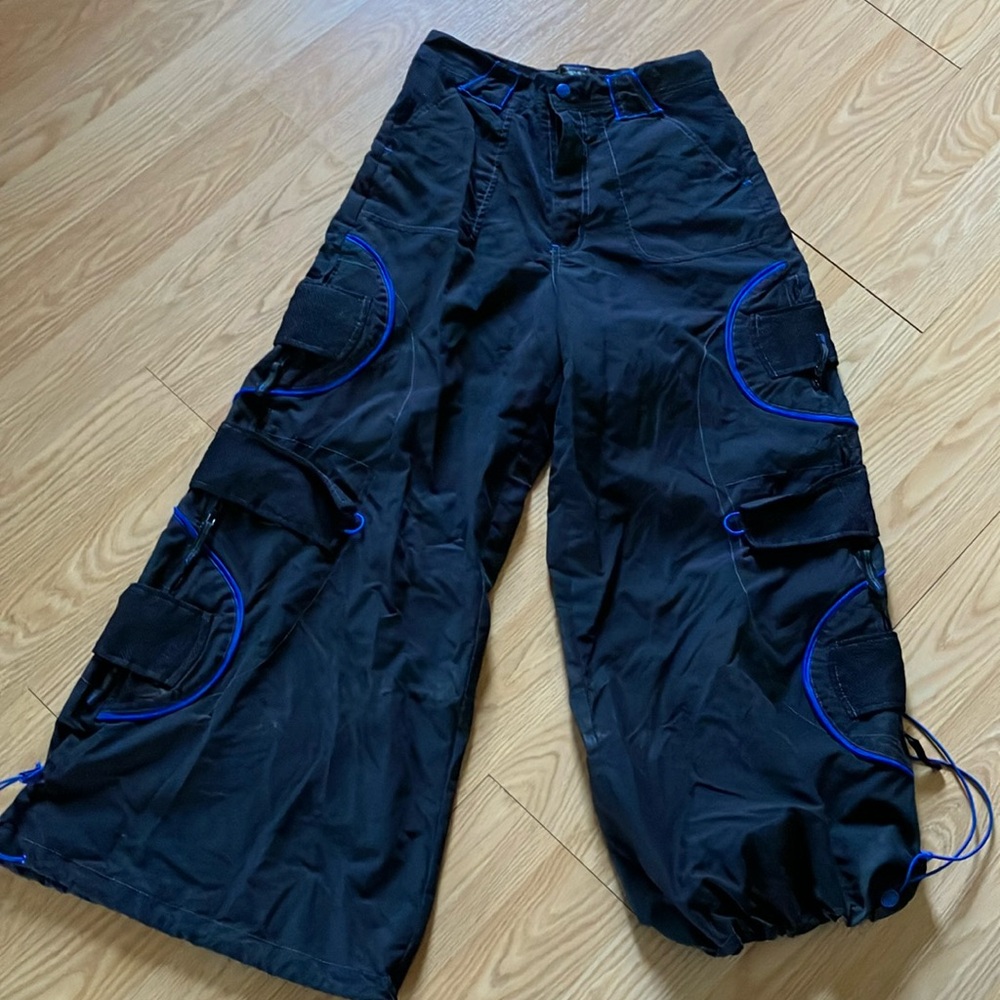 LG Men's Black Cargo Pants with Blue Accents